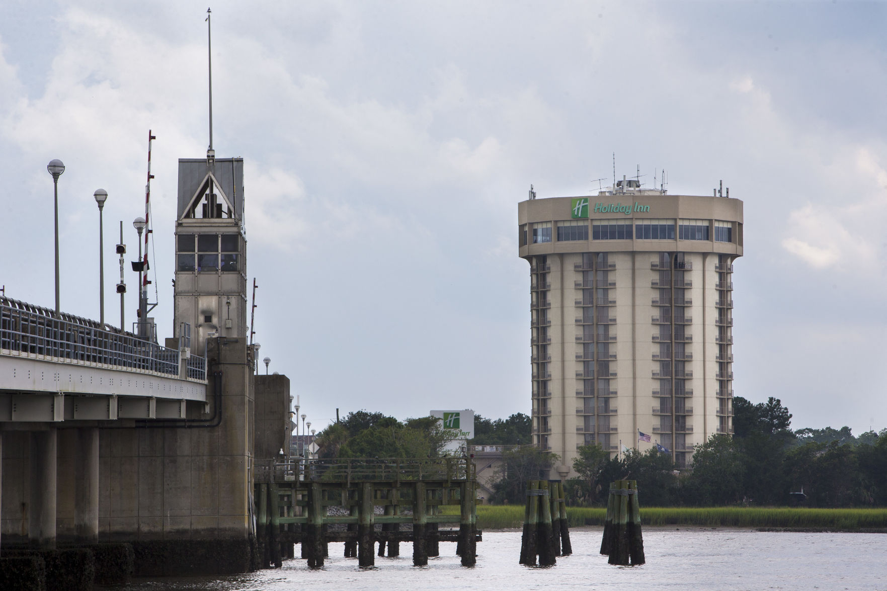 Holiday Inn Ugly Building